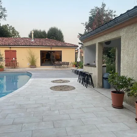 Maison Chaleureuse Avec Piscine 别墅 Bessières